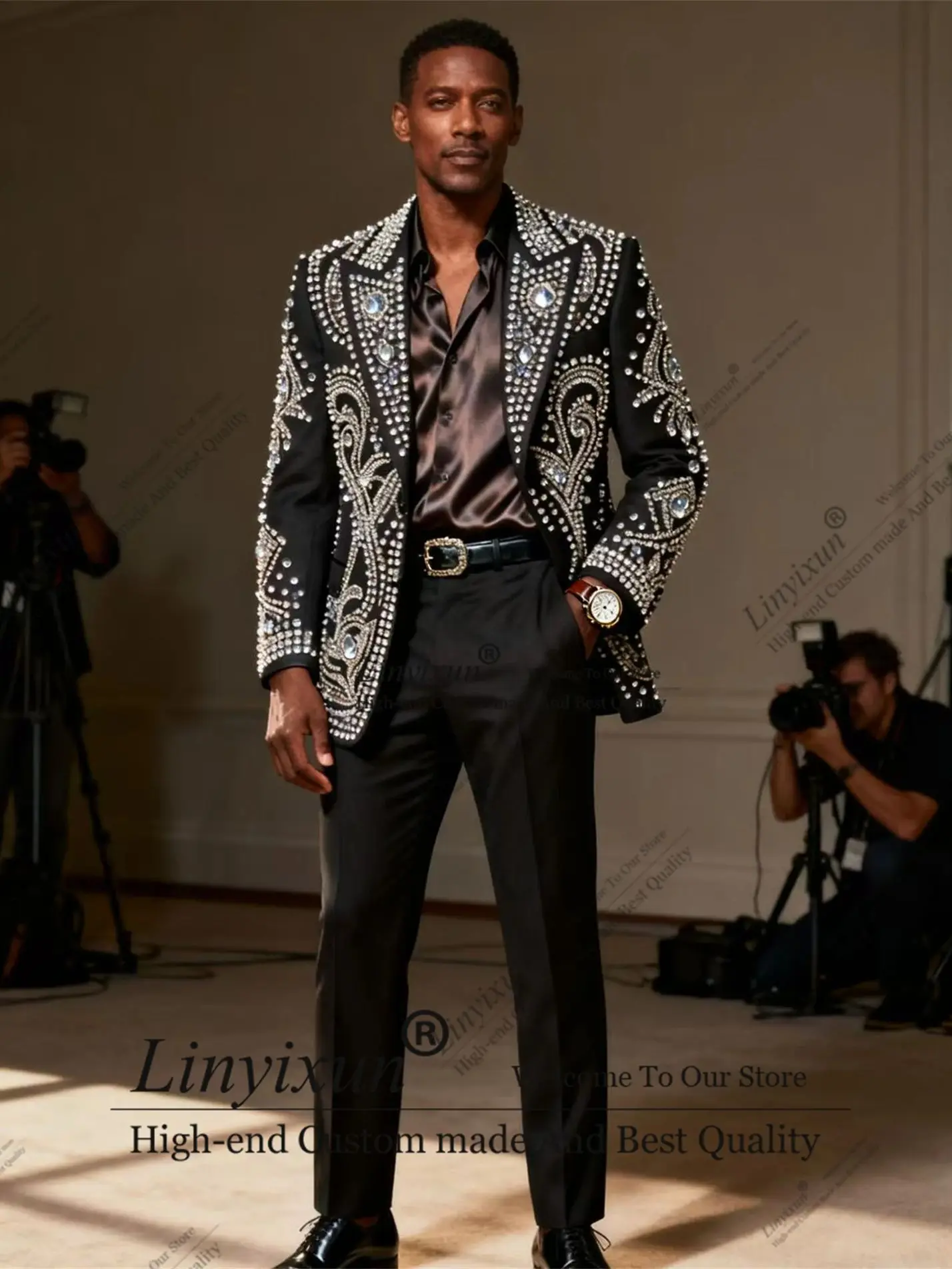 Shiny Ornament Diamonds Men Suits 2 Piece Groom Male Blazers Customized Slim Fit Wedding Tuxedos Fashion Party Costume Homme
Shiny Ornament Diamonds Men Suits 2 Piece Groom Male Blazers Customized Slim Fit Wedding Tuxedos Fashion Party Costume Homme