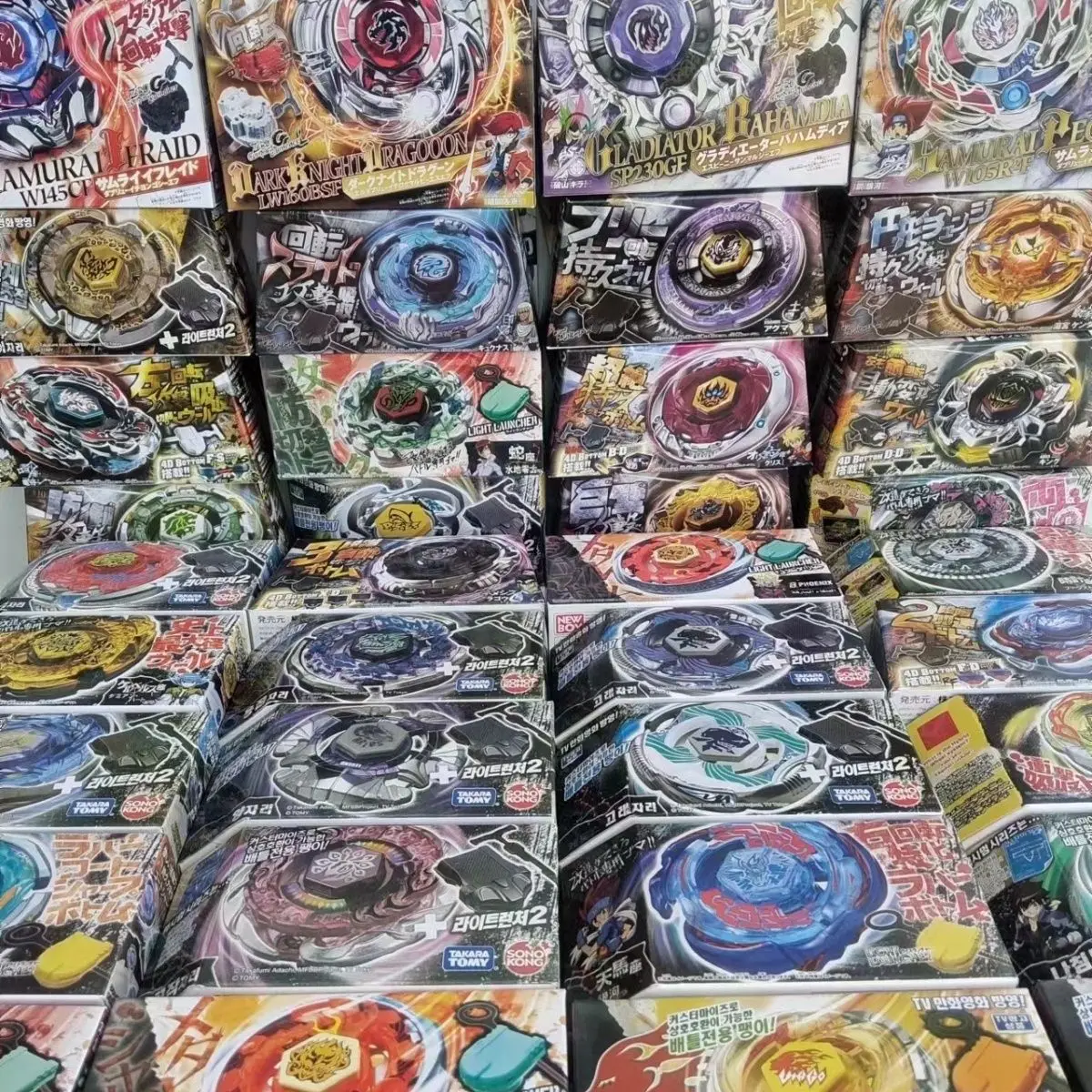 TAKARA Steel Battle Spirit Hyper Spin Long-lasting Alloy Battle TopBB106 BB104 Multiple Models Children's Toys Collection Gift
TAKARA Steel Battle Spirit Hyper Spin Long-lasting Alloy Battle TopBB106 BB104 Multiple Models Children's Toys Collection Gift