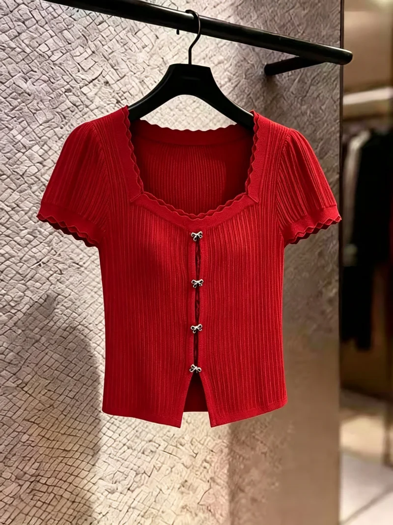 Unique Pure Desire Style Women's Knitted Short Sleeve Square Neck Top Special Self-Kept Design Summer Fashionable Beauty
Unique Pure Desire Style Women's Knitted Short Sleeve Square Neck Top Special Self-Kept Design Summer Fashionable Beauty