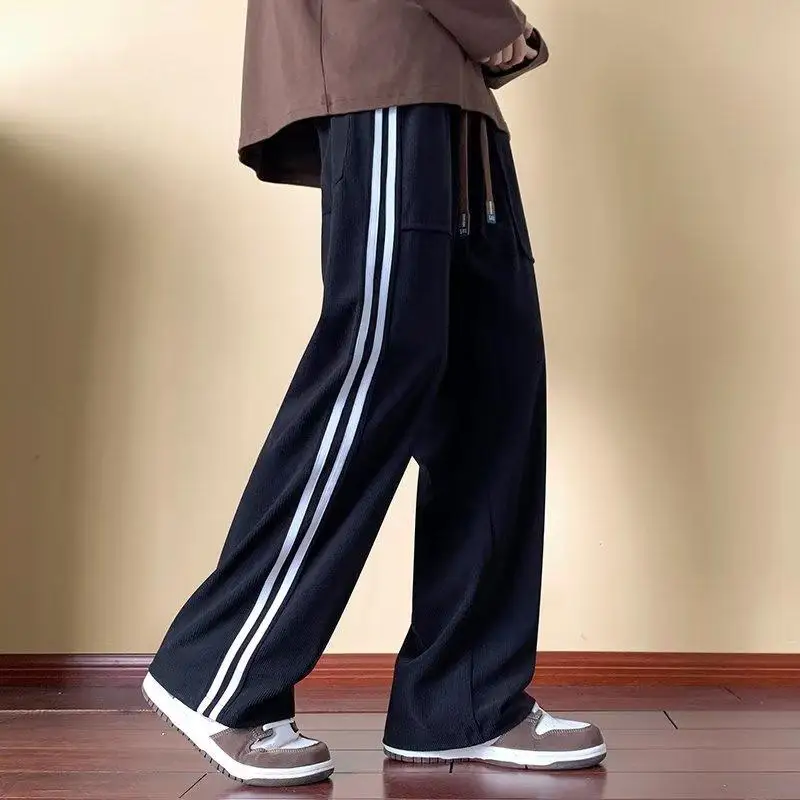Men's Casual Loose Stripe Sports Pants Spring Autumn New Sle Drapey Straight Leg American Sweatpants Trendy Faion Brand
Men's Casual Loose Stripe Sports Pants Spring Autumn New Sle Drapey Straight Leg American Sweatpants Trendy Faion Brand