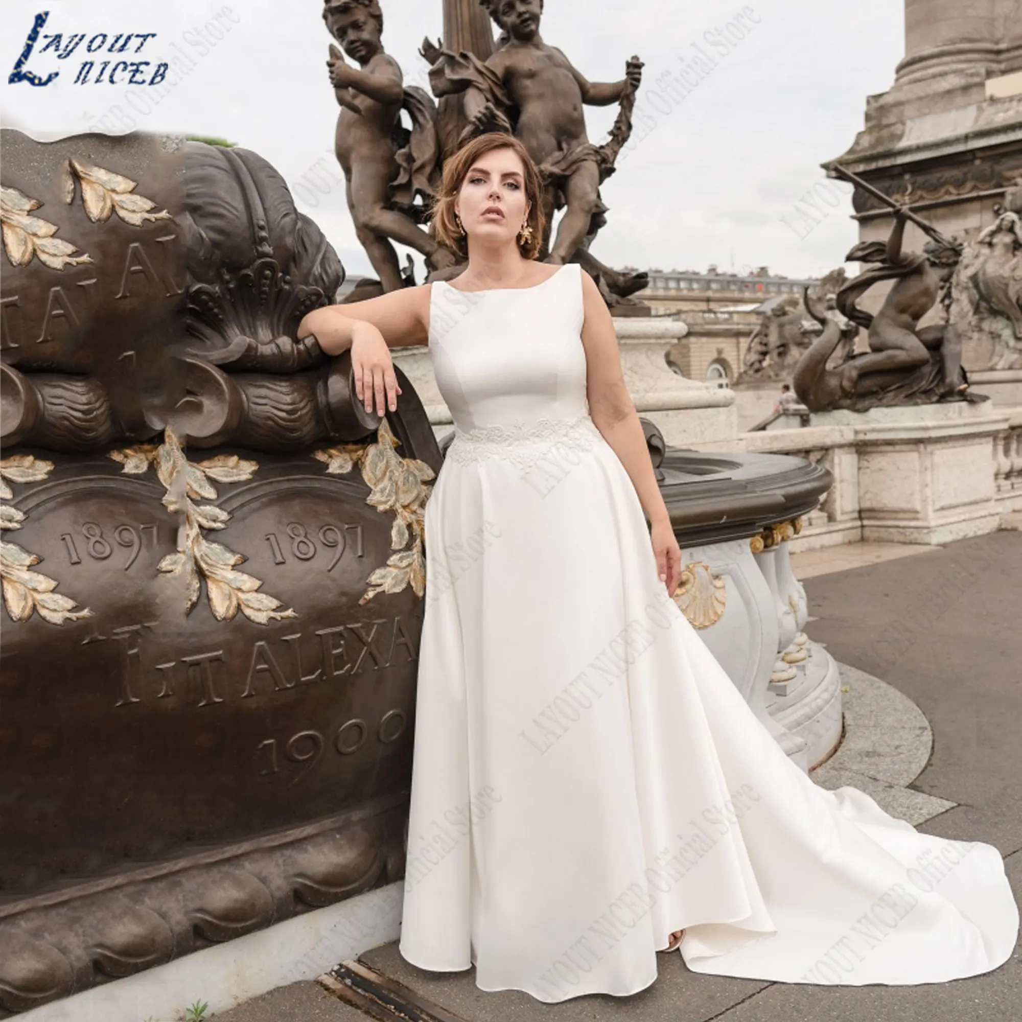 LAYOUT NICEB Simple Satin A-Line Wedding Dresses Scoop Neck Backless Bride Gowns Spaghetti Straps Buttons Custom robe de mariée
LAYOUT NICEB Simple Satin A-Line Wedding Dresses Scoop Neck Backless Bride Gowns Spaghetti Straps Buttons Custom robe de mariée
