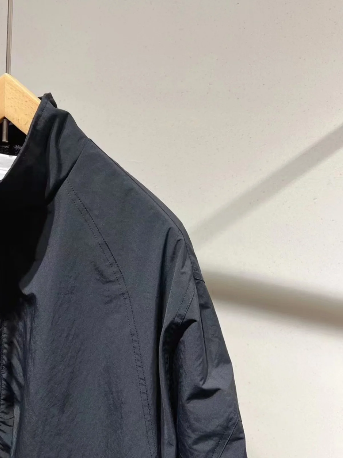 Trendy Youth Loose Fit Stand Collar Jaet Men's American Casual Color Versatile Spring Outerwear for Young Men
Trendy Youth Loose Fit Stand Collar Jaet Men's American Casual Color Versatile Spring Outerwear for Young Men