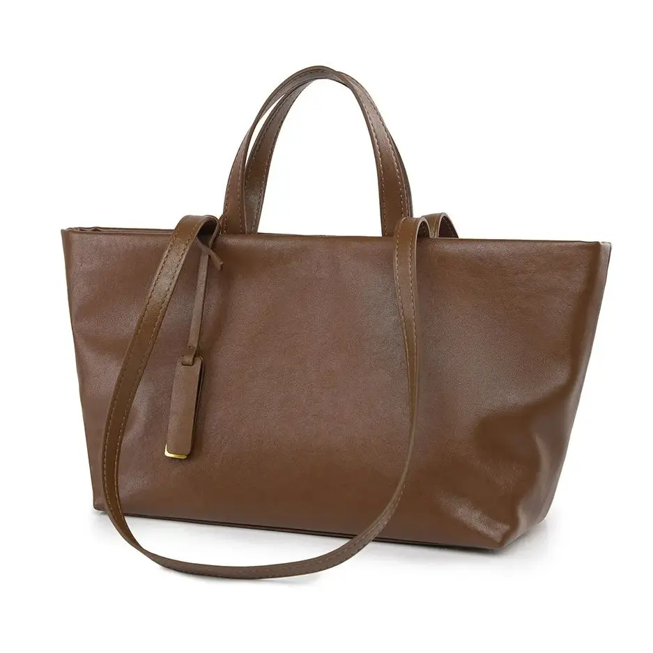 Luxury Woman Shoulder Bag Soft Leather Large Capacity Square Fashion Tote Bag Korean Fashionable Handbag Shopping Underarm Bags
Luxury Woman Shoulder Bag Soft Leather Large Capacity Square Fashion Tote Bag Korean Fashionable Handbag Shopping Underarm Bags