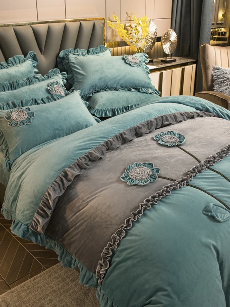 Anti-Static Autumn and Winter Thick Coral Fleece Rhinestone Velvet Four-Piece Set Double-Sided Flannel Baby Fleece Thermal Duvet
Anti-Static Autumn and Winter Thick Coral Fleece Rhinestone Velvet Four-Piece Set Double-Sided Flannel Baby Fleece Thermal Duvet
