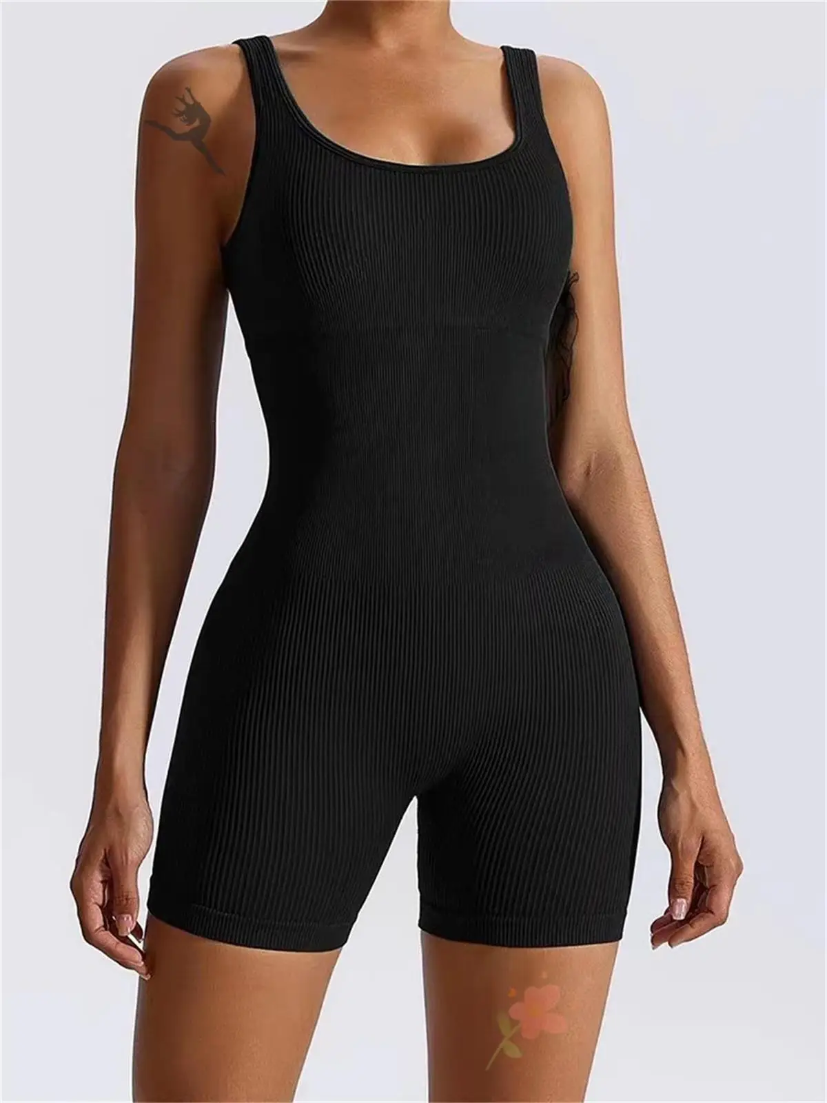 Women's threaded jumpsuit, sexy seamless elastic sportswear, fitness vest, jumpsuit shorts, yoga wear
Women's threaded jumpsuit, sexy seamless elastic sportswear, fitness vest, jumpsuit shorts, yoga wear