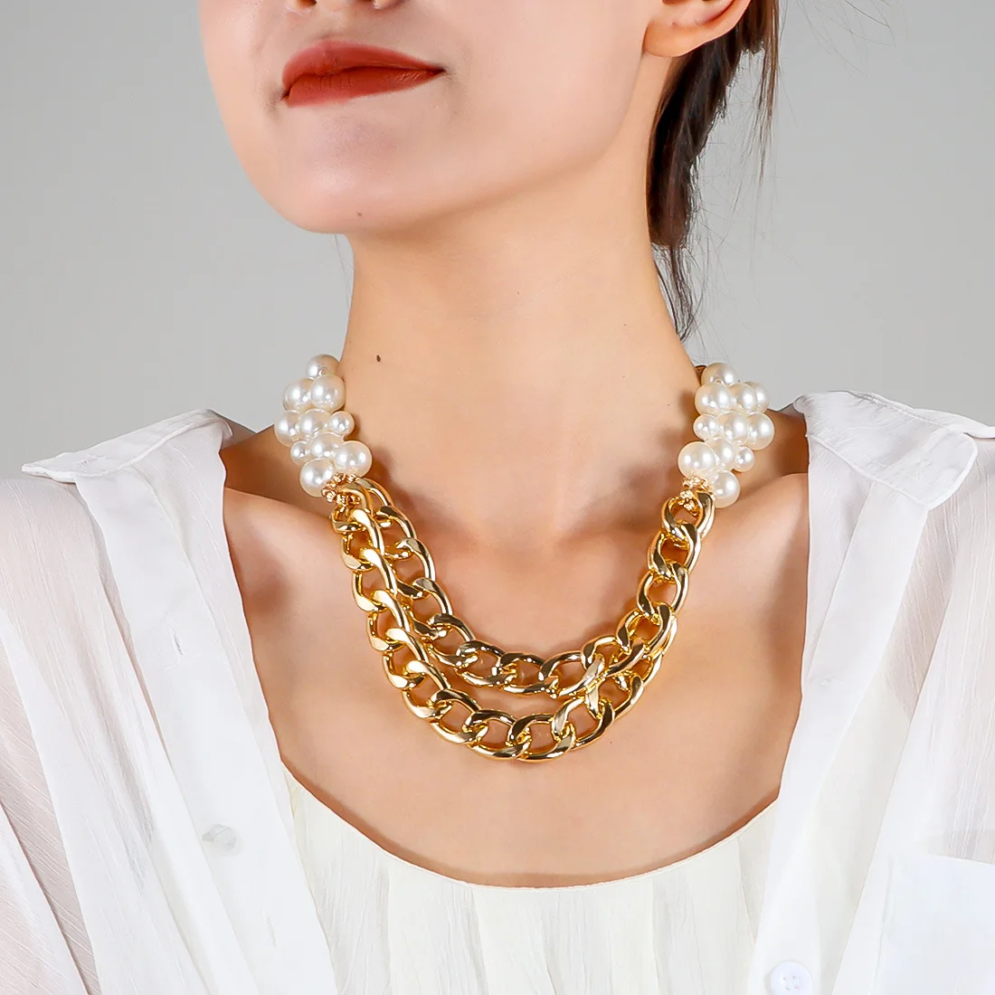 DIY accessories European and American cross-border jewelry, fashionable exaggerated pearl metal necklace necklace necklace jewel
DIY accessories European and American cross-border jewelry, fashionable exaggerated pearl metal necklace necklace necklace jewel