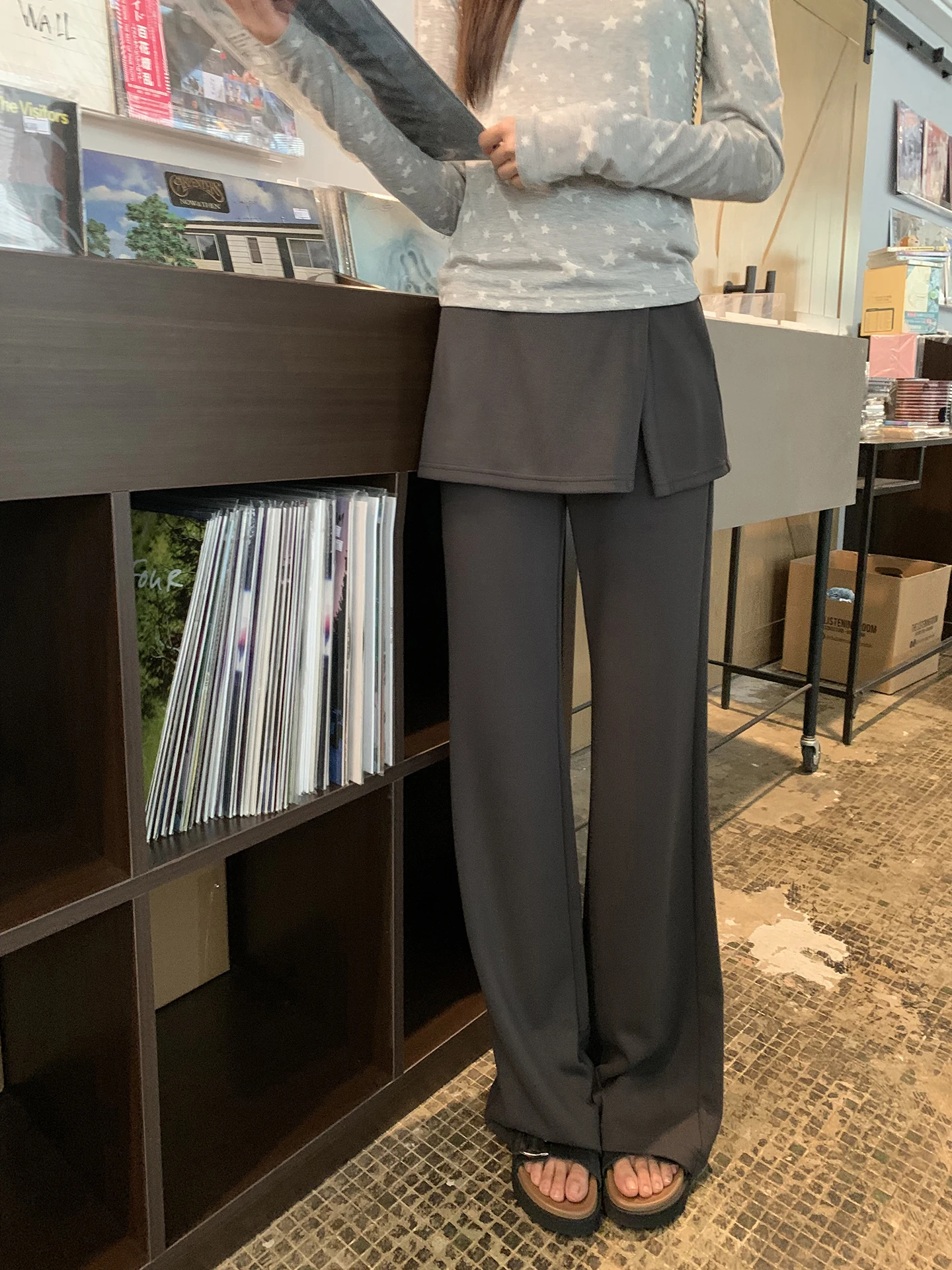 ey Casual Wide Leg Pants Women's Loose Fit Comfortable Straight Cut Trousers Faionable ular Sle by G Sle 2026 Ne...
ey Casual Wide Leg Pants Women's Loose Fit Comfortable Straight Cut Trousers Faionable ular Sle by G Sle 2026 Ne...