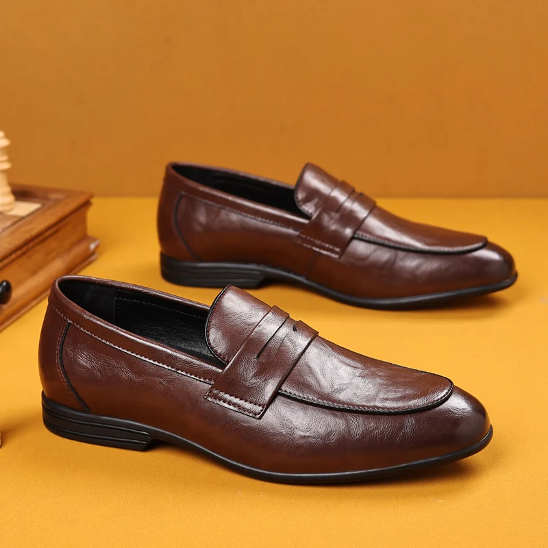 Men's Leather Casual Shoes Luxury Fashion Mens Dress Loafer Slip-on Casual Peas Shoes Smoking Slipper High Quality Shoes
Men's Leather Casual Shoes Luxury Fashion Mens Dress Loafer Slip-on Casual Peas Shoes Smoking Slipper High Quality Shoes