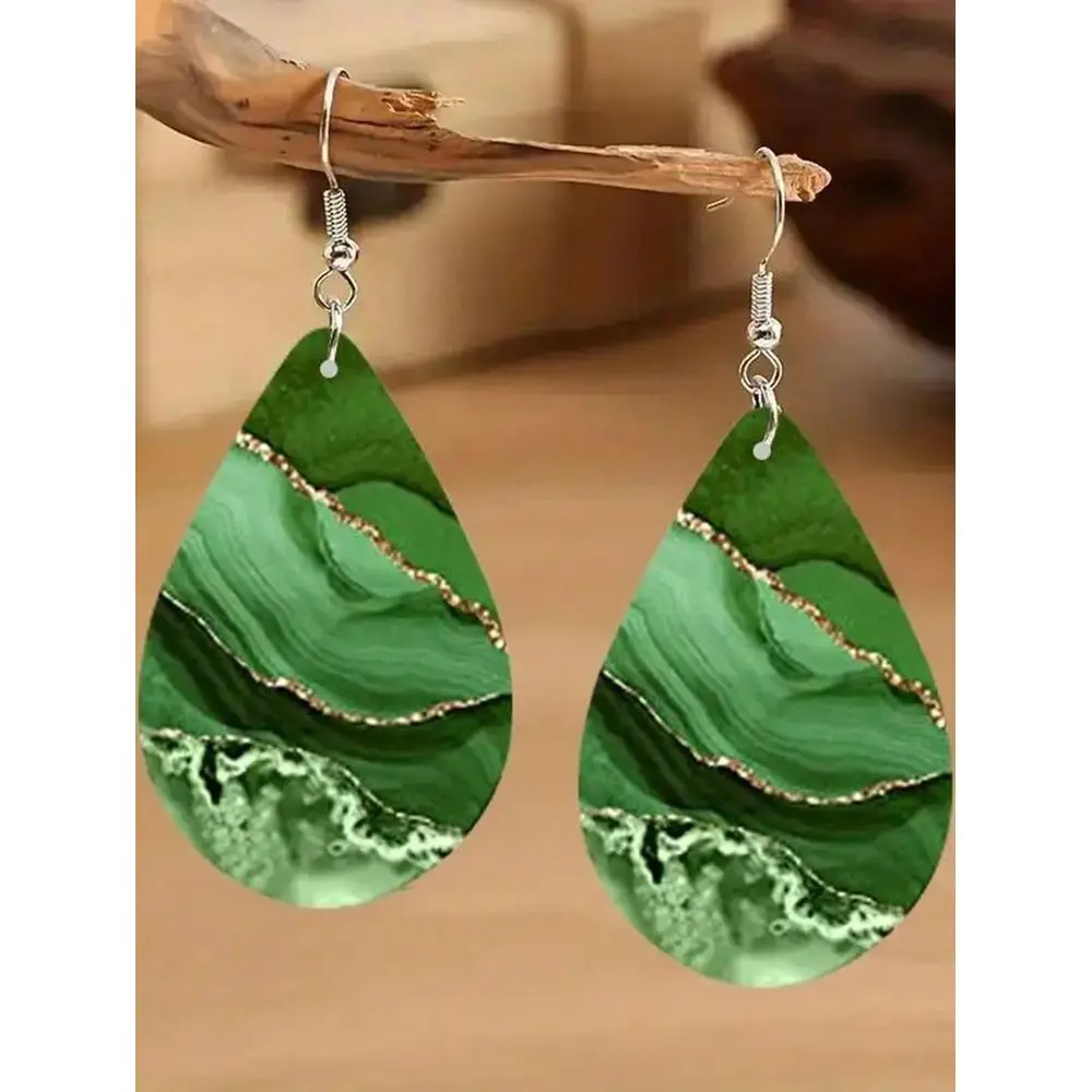Pair Boho Style Green Dangling Wooden Drop Earring For Women
Pair Boho Style Green Dangling Wooden Drop Earring For Women