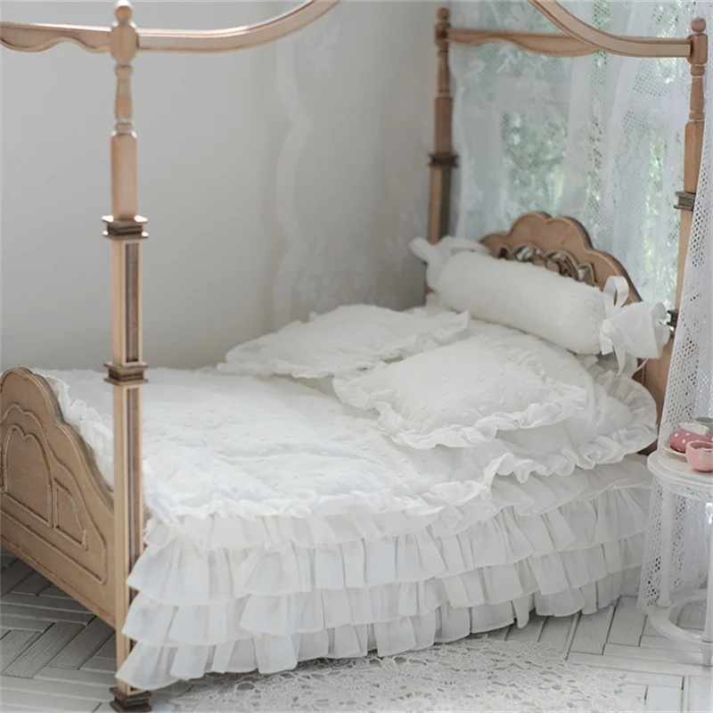 Bedding Eight-Piece Set White Elegant Gentle Youth Girls BJD Doll 1/6 Cute Soft Cloth Lace Toys Doll Accessories
Bedding Eight-Piece Set White Elegant Gentle Youth Girls BJD Doll 1/6 Cute Soft Cloth Lace Toys Doll Accessories