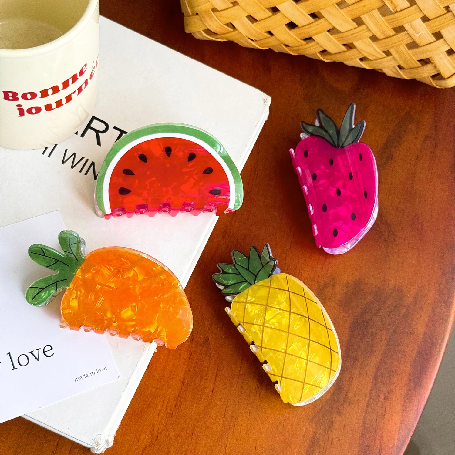 Dowell Korean Style Cute Hair Clip Cartoon Fruit Clip Acrylic Shark Clip Headdress
Dowell Korean Style Cute Hair Clip Cartoon Fruit Clip Acrylic Shark Clip Headdress