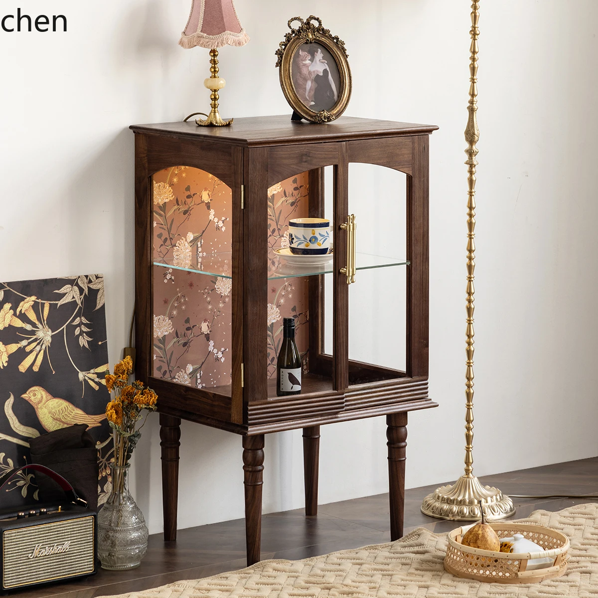 CP retro glass display cabinet living room figure black walnut solid wood storage
CP retro glass display cabinet living room figure black walnut solid wood storage