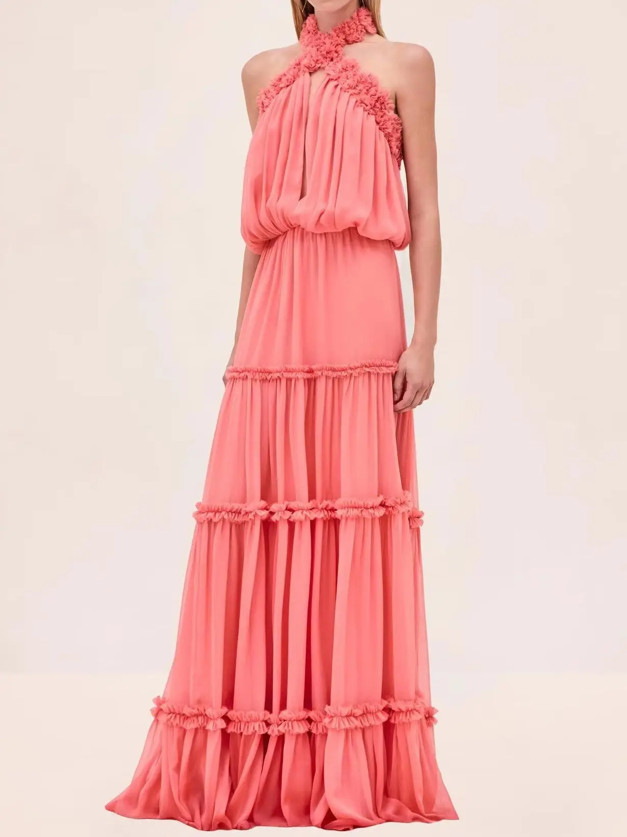 Ruffles Spliced Women's Long Dress Halter Neck Sleeveless High Waist Elegant Ladies Robe
Ruffles Spliced Women's Long Dress Halter Neck Sleeveless High Waist Elegant Ladies Robe