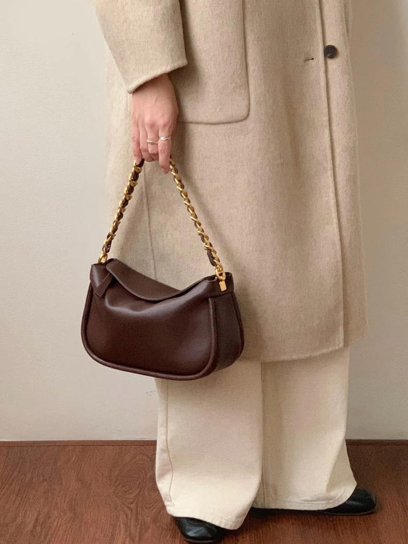 Women's Bag With High-end Texture Casual and Versatile Retro Style Frosted Cowhide Women's Chain Shoulder Crossbody Bag
Women's Bag With High-end Texture Casual and Versatile Retro Style Frosted Cowhide Women's Chain Shoulder Crossbody Bag
