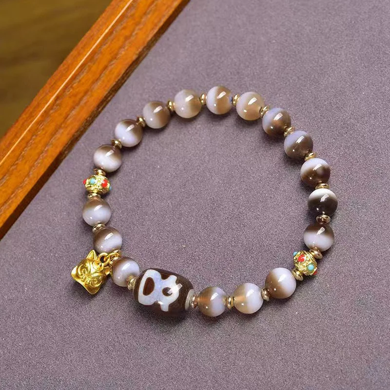 Natural Old West Asia Agate Bracelet with Etched Lines, Single-Loop Turquoise Gourd, Fortune God Dzi Bead Accessories
Natural Old West Asia Agate Bracelet with Etched Lines, Single-Loop Turquoise Gourd, Fortune God Dzi Bead Accessories