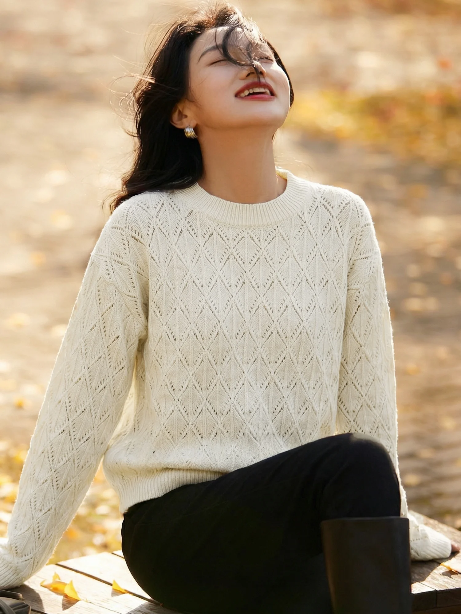 Женский вязаный свитер Chivirin Camere с вырезами, свободного кроя, с длинными рукавами, круглым вырезом, теплый, для повседневной носки
Женский вязаный свитер Chivirin Camere с вырезами, свободного кроя, с длинными рукавами, круглым вырезом, теплый, для повседневной носки