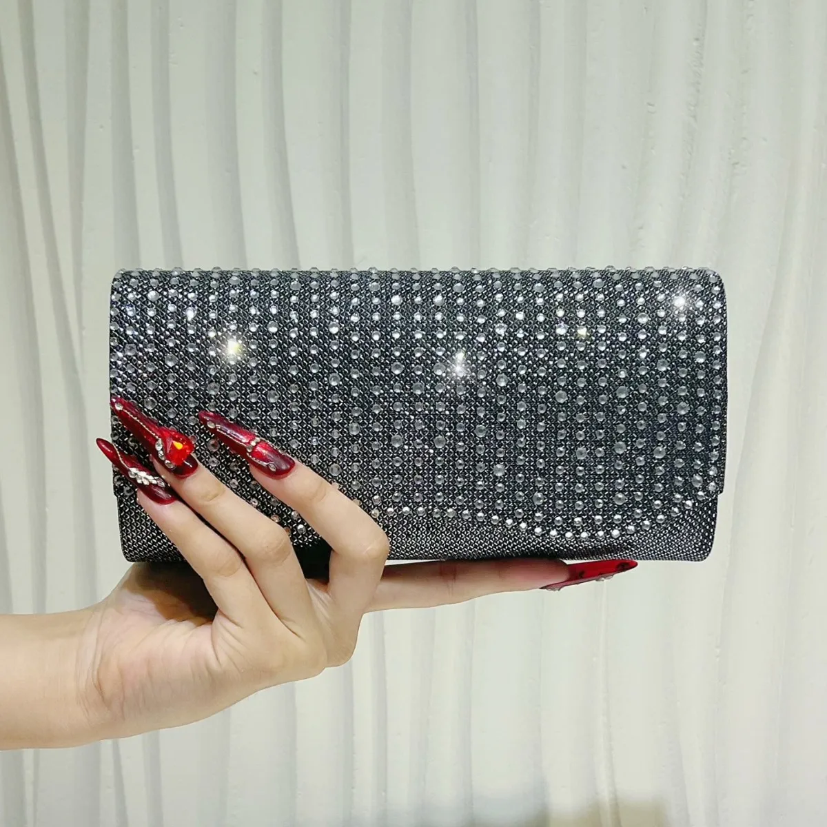 Light luxury celebrity banquet clutch bag KTV women's banquet evening small bag shoulder messenger dinner bag
Light luxury celebrity banquet clutch bag KTV women's banquet evening small bag shoulder messenger dinner bag