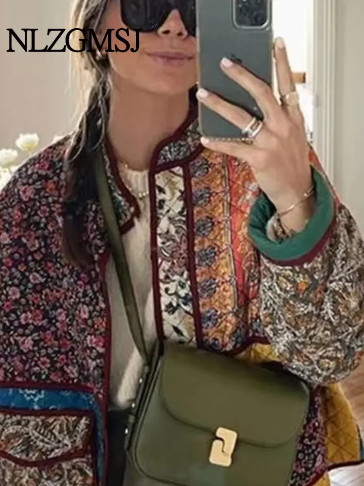 TRAF 2023 Autumn Winter Women Contrast Color Printed Cotton Jacket Lady Casual Stand Collar Long Sleeve Coat Female Cardigan
TRAF 2023 Autumn Winter Women Contrast Color Printed Cotton Jacket Lady Casual Stand Collar Long Sleeve Coat Female Cardigan