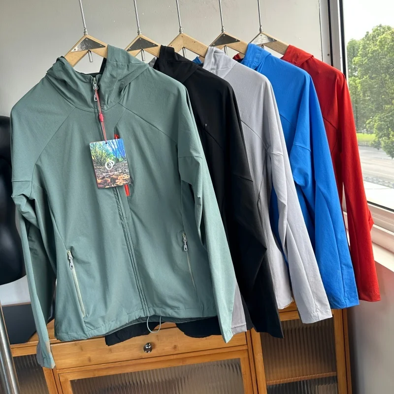 Men's Outdoor Windbreaker Jacket Breathable Elastic Waterproof Standard Fit Nylon Polyester Zipper Closure Long Sleeve Coat
Men's Outdoor Windbreaker Jacket Breathable Elastic Waterproof Standard Fit Nylon Polyester Zipper Closure Long Sleeve Coat