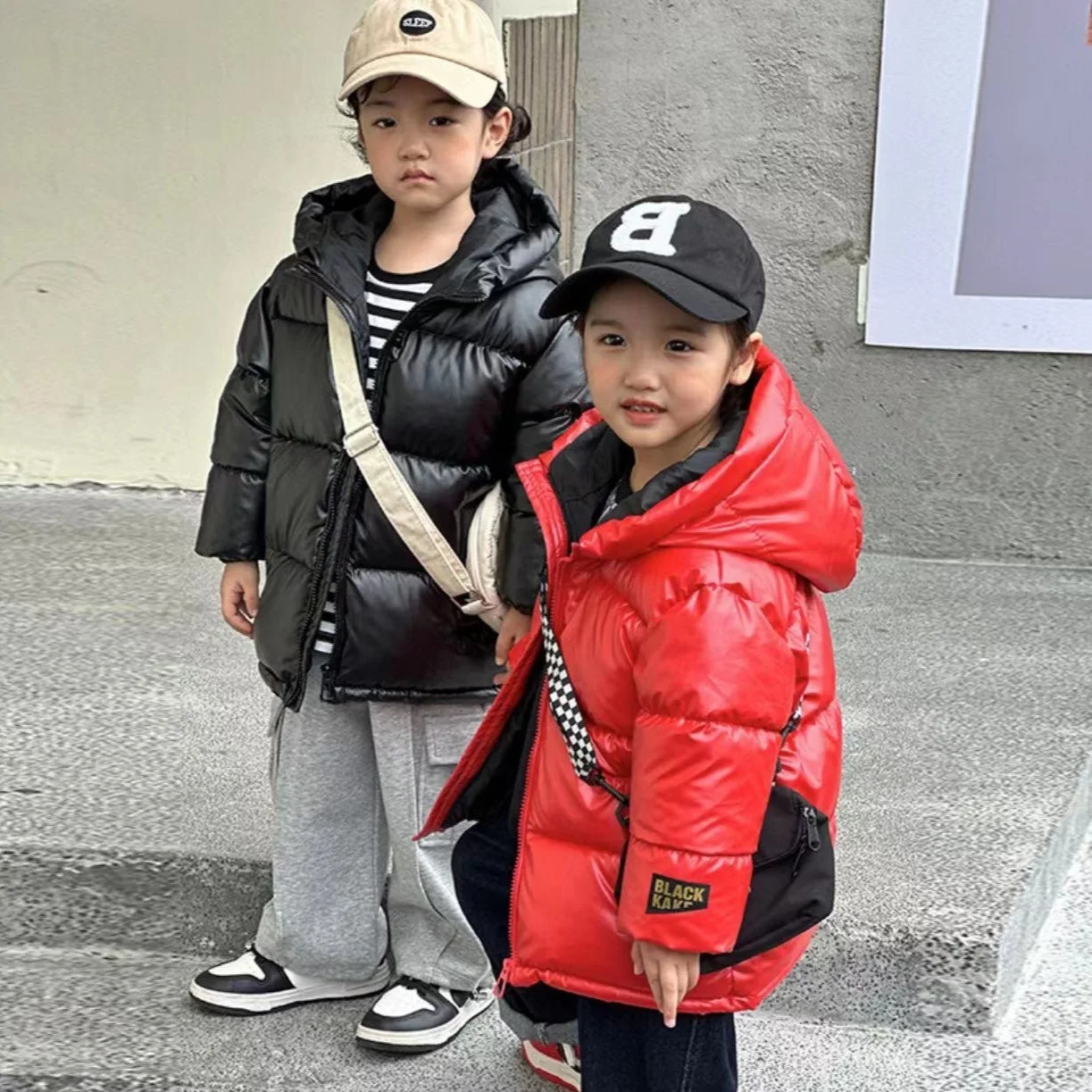 2024 Children's cotton-padded fashion Winter thickened warm zipper hooded large children warm cotton-padded coat 3-14 years old
2024 Children's cotton-padded fashion Winter thickened warm zipper hooded large children warm cotton-padded coat 3-14 years old
