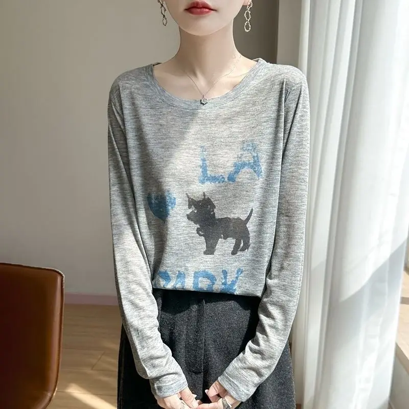 Новый женский сращенный пуловер с круглым вырезом и принтом, модный свободный и универсальный повседневный вязаный топ с длинными рукавами
Новый женский сращенный пуловер с круглым вырезом и принтом, модный свободный и универсальный повседневный вязаный топ с длинными рукавами