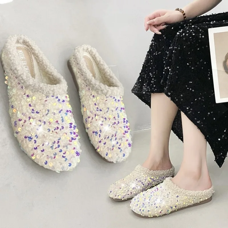 Ankle Snow Boots Women Winter 2025 New Fashion Shiny Fur Short Plush Warm Flats Slippers Platform Shoes Indoor Cotton Flip-Flops
Ankle Snow Boots Women Winter 2025 New Fashion Shiny Fur Short Plush Warm Flats Slippers Platform Shoes Indoor Cotton Flip-Flops