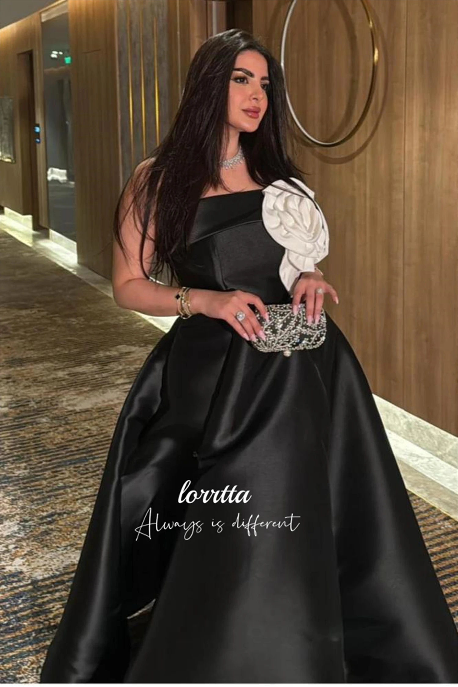 Lorrtta Satin Flower Decoration Evening Dress Black Line A Dresses for Special Events vestidos de fiesta Customized فساتين سهرة
Lorrtta Satin Flower Decoration Evening Dress Black Line A Dresses for Special Events vestidos de fiesta Customized فساتين سهرة