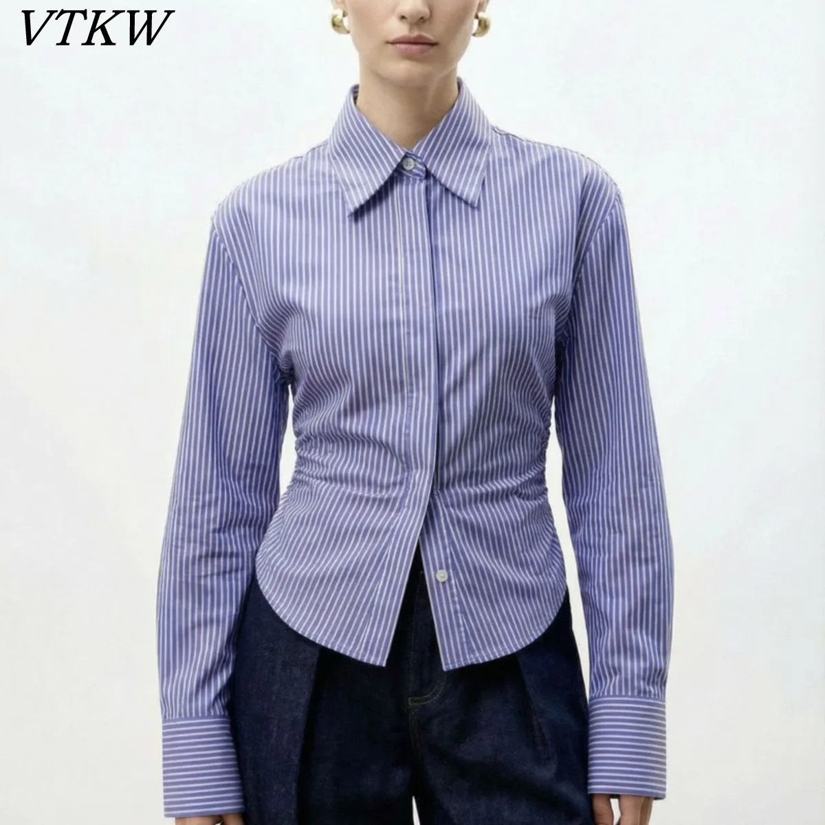 VTKW 2026 New Women Elegant Shirt Mandarin Collar Long Sleeve Button Front Solid Color Casual Office Wear Top
VTKW 2026 New Women Elegant Shirt Mandarin Collar Long Sleeve Button Front Solid Color Casual Office Wear Top