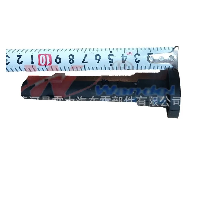 Для BAIC Weiwang M20 M30 M35: Резиновый кожух катушки зажигания, высоковольтная изоляционная трубка DAM15DL
Для BAIC Weiwang M20 M30 M35: Резиновый кожух катушки зажигания, высоковольтная изоляционная трубка DAM15DL