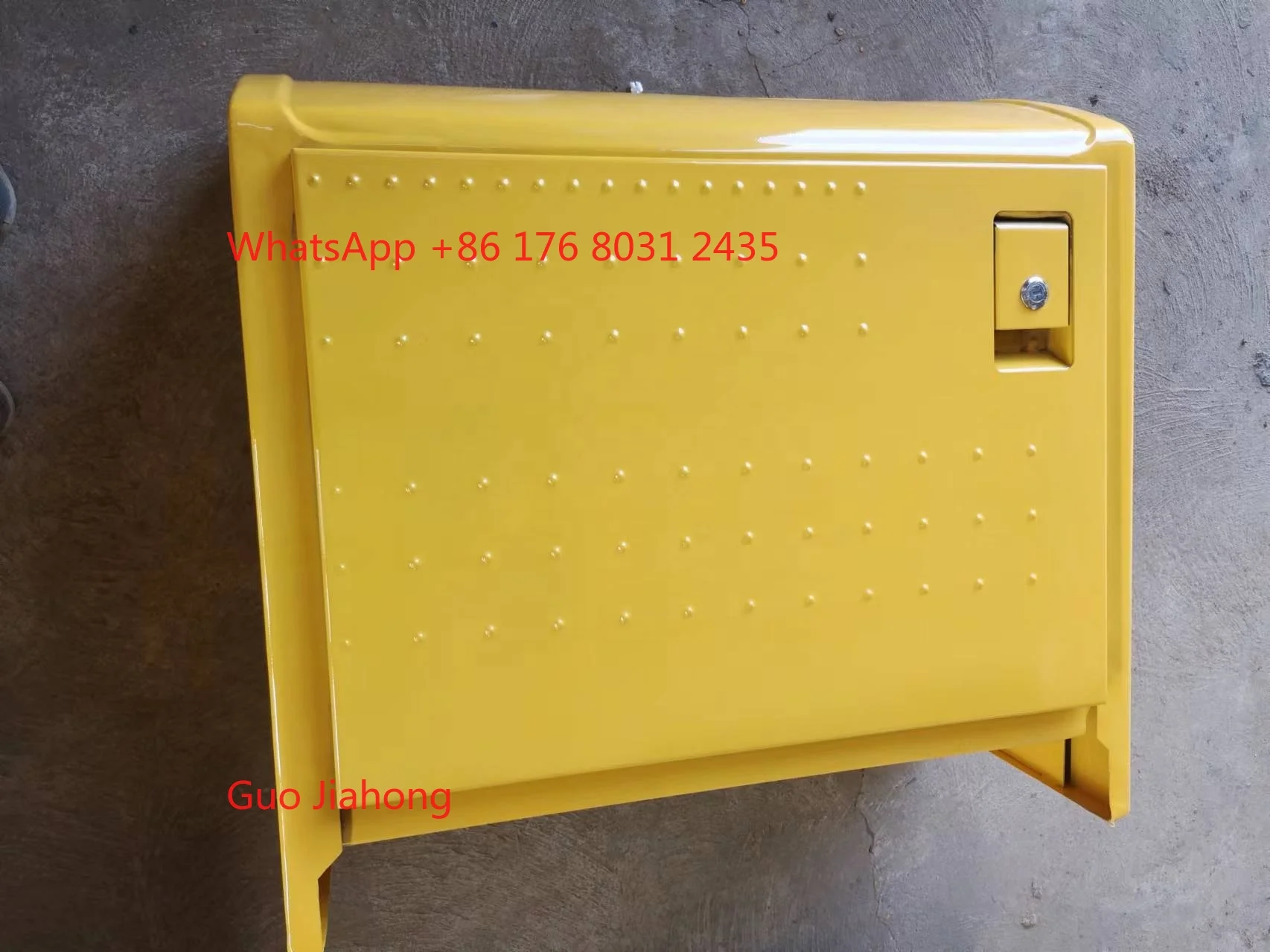 Factory Supply Excavator Parts Excavator Toolbox Box With Lock for PC 300-8
Factory Supply Excavator Parts Excavator Toolbox Box With Lock for PC 300-8