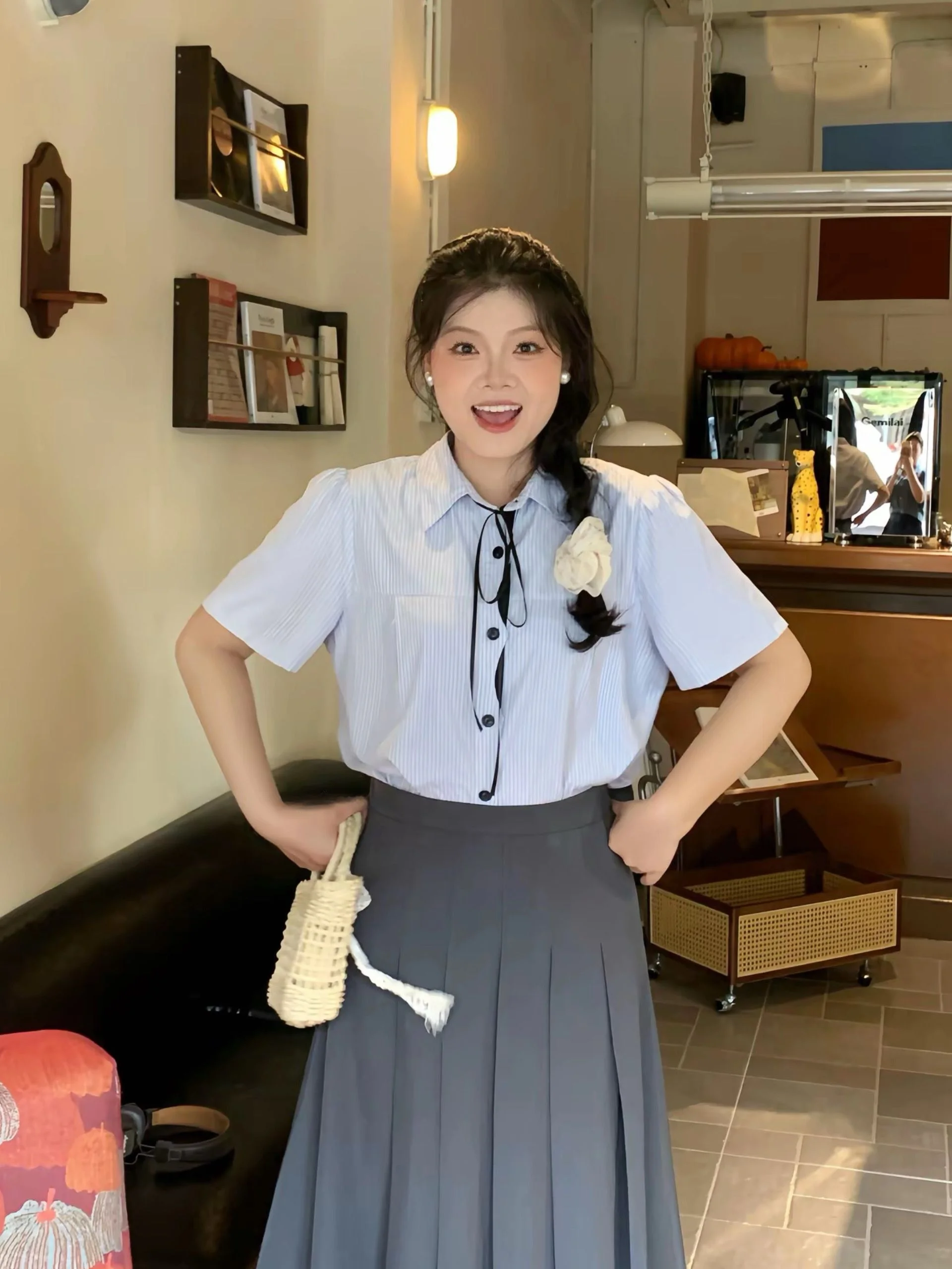 Летний повседневный топ для женщин больших размеров из смесового полиэстера и хлопка с полосками, в студенческом стиле
Летний повседневный топ для женщин больших размеров из смесового полиэстера и хлопка с полосками, в студенческом стиле