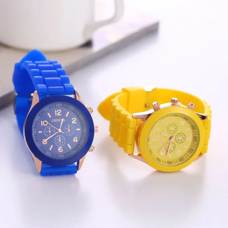 Women Watches 2024 New Fashion Luxury Brand Women Watch Silicone Strap Quartz Wrist Watch for Female
Women Watches 2024 New Fashion Luxury Brand Women Watch Silicone Strap Quartz Wrist Watch for Female