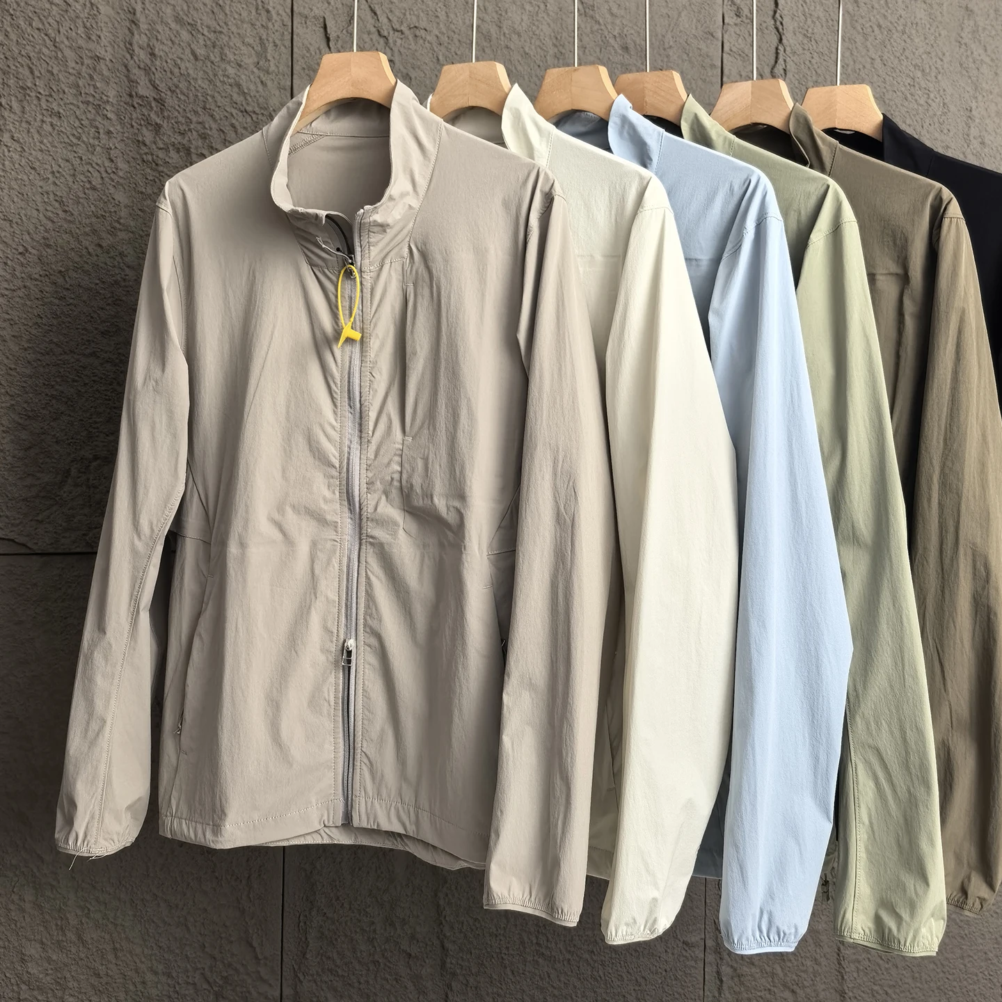 Men's Summer Ice Sensation Qui Dry Sun Protection Casual Outdoor 3D Tailored Jaet Outerwear Nylon Stand Fit Zipper Clo...
Men's Summer Ice Sensation Qui Dry Sun Protection Casual Outdoor 3D Tailored Jaet Outerwear Nylon Stand Fit Zipper Clo...