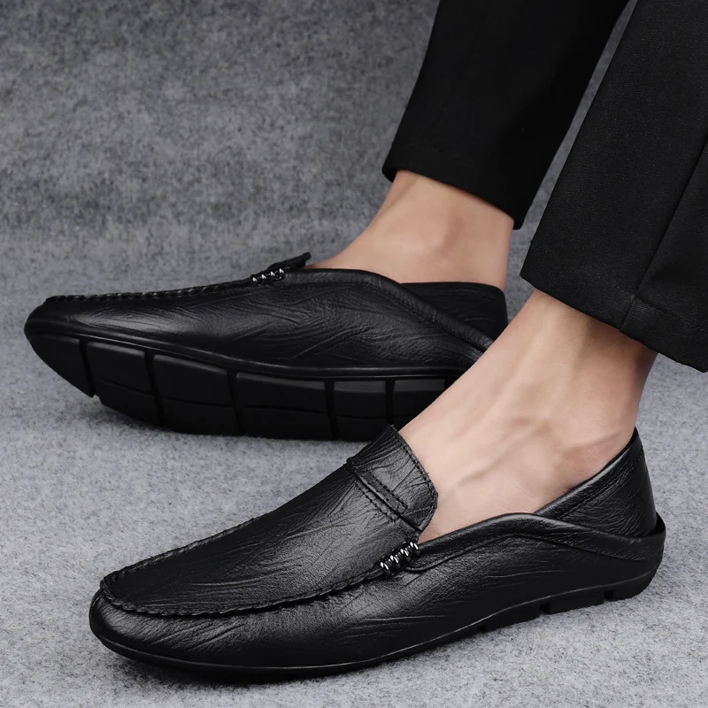 Loafers Men Casual Leather Shoes Slip on Fashion Italian Moccasins Luxury Designer Brand Loafer Evening Dress Business All-match
Loafers Men Casual Leather Shoes Slip on Fashion Italian Moccasins Luxury Designer Brand Loafer Evening Dress Business All-match