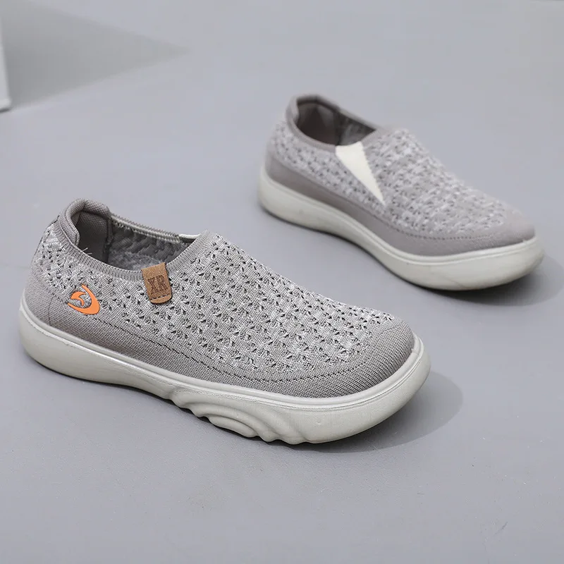 Women's single shoes, soft-soled comfortable slip-on mom's shoes, breathable flat-soled casual women's shoes
Women's single shoes, soft-soled comfortable slip-on mom's shoes, breathable flat-soled casual women's shoes