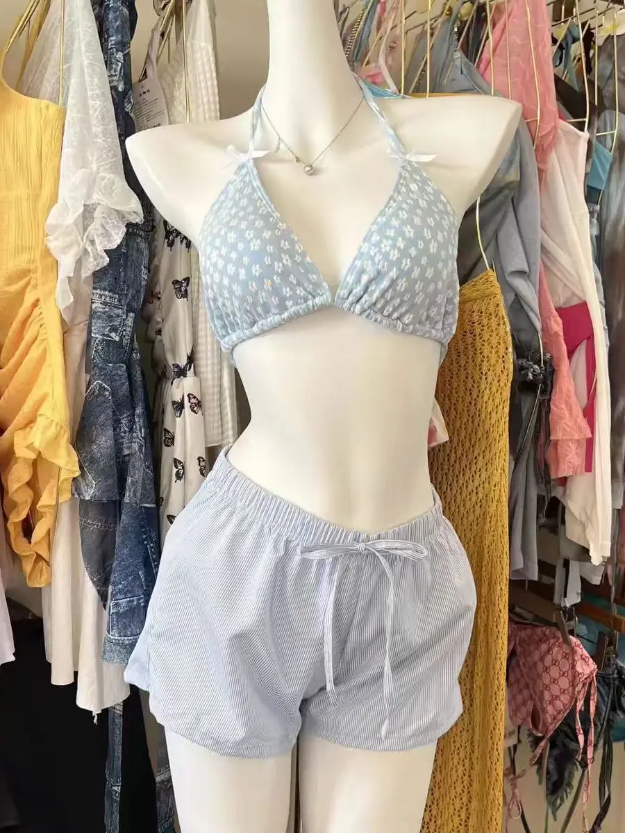 Новый купальник-бикини Tagkita 2025: Сексуальный пляжный комплект для женщин с накидкой, красивый, высококачественный, спортивный стиль
Новый купальник-бикини Tagkita 2025: Сексуальный пляжный комплект для женщин с накидкой, красивый, высококачественный, спортивный стиль