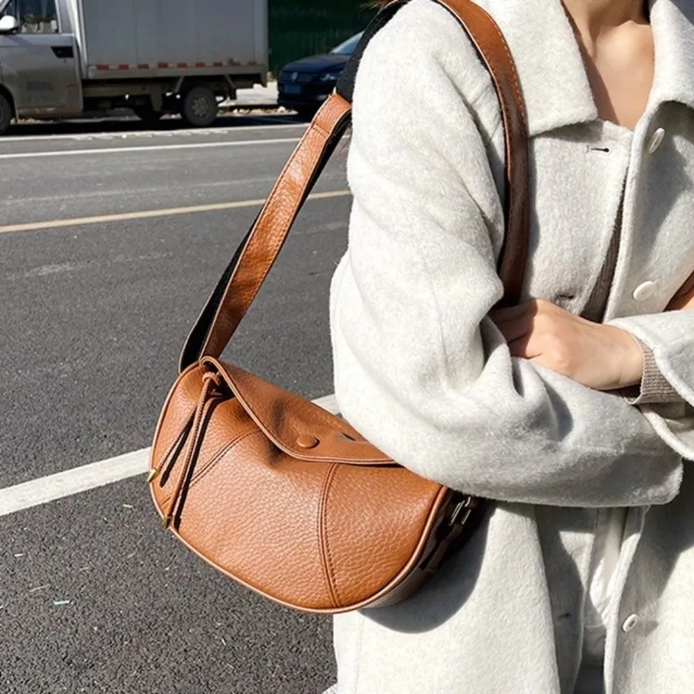 Cute Versatile Dumpling Shaped Crossbody Bag PU Casual Oblique Span Bag Solid Color Zipper Small Size Everyday Bag Party
Cute Versatile Dumpling Shaped Crossbody Bag PU Casual Oblique Span Bag Solid Color Zipper Small Size Everyday Bag Party