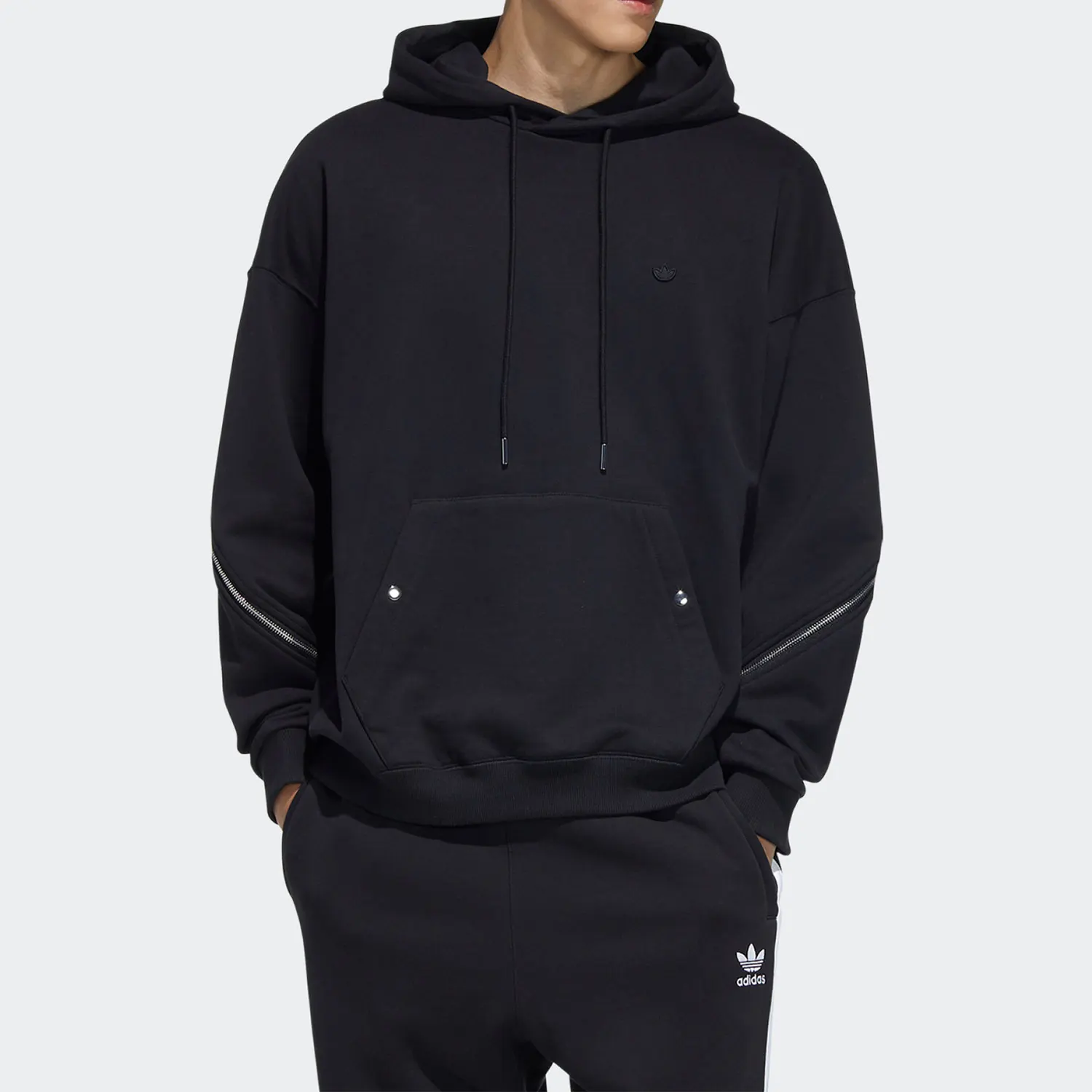 Adidas Официальная оригинальная сезонная новая мужская свободная повседневная толстовка с тремя полосками HH9428
Adidas Официальная оригинальная сезонная новая мужская свободная повседневная толстовка с тремя полосками HH9428