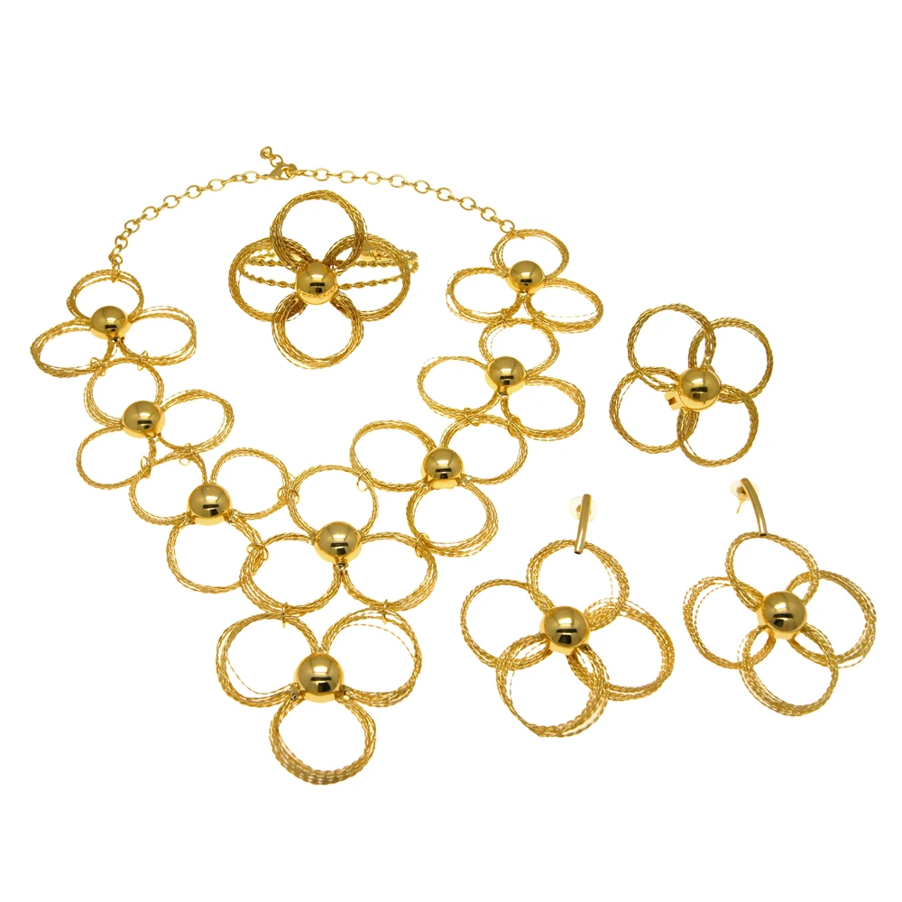 Sweet and retro hollowed-out flower ladies' jewelry set, beautiful ethnic style African gold-plated bride banquet four-piece set
Sweet and retro hollowed-out flower ladies' jewelry set, beautiful ethnic style African gold-plated bride banquet four-piece set