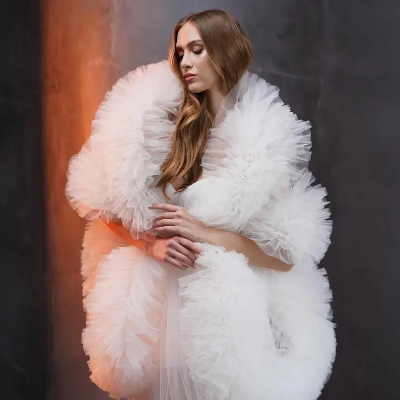 Beige Cream Bridal Cape from Luxe Italian Tulle with Flowers Wedding Accessories Cover Up for Bride Wedding Jackets Wrap
Beige Cream Bridal Cape from Luxe Italian Tulle with Flowers Wedding Accessories Cover Up for Bride Wedding Jackets Wrap