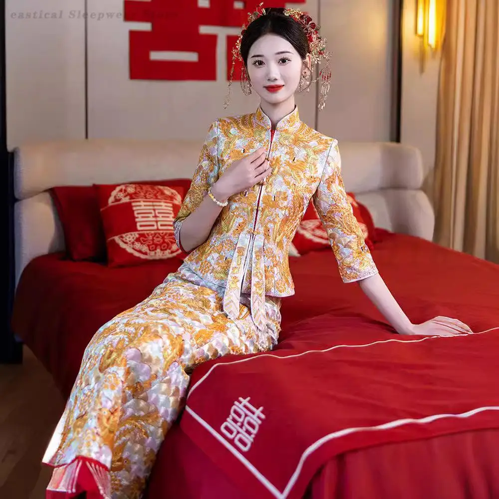 Chinese Bride Wedding Dress Xiuhe Qipao Exquisite Embroidered Dragon Phoenix Cheongsam Oriental Traditional Tang Suit Vestidos
Chinese Bride Wedding Dress Xiuhe Qipao Exquisite Embroidered Dragon Phoenix Cheongsam Oriental Traditional Tang Suit Vestidos