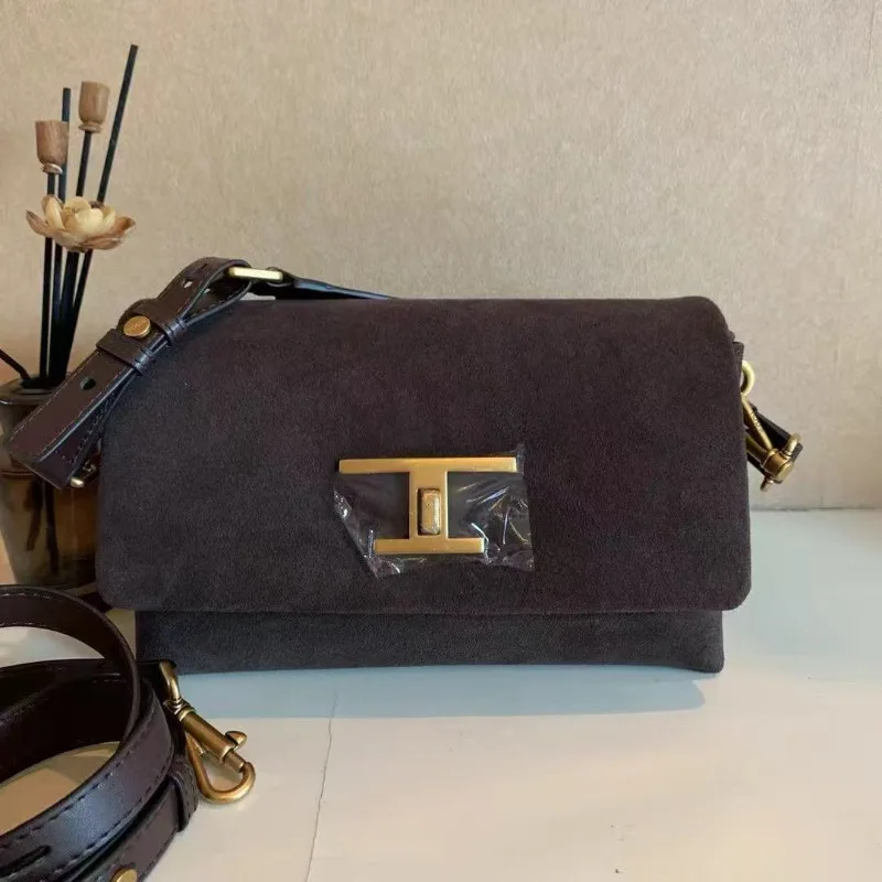 Premium Genuine Leather Suede Women Bag Korean Fashion Cloud Organ Design Versatile Shoulder Crossbody Top Handle Casual Handbag
Premium Genuine Leather Suede Women Bag Korean Fashion Cloud Organ Design Versatile Shoulder Crossbody Top Handle Casual Handbag