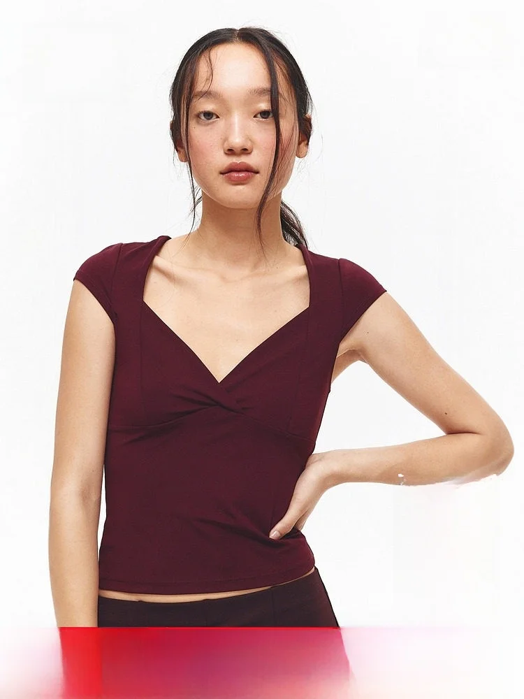 Женская футболка H&M: Зимний базовый слой, простая элегантность, красный топ, повседневный стиль, спортивный стиль, смесь полиэстера
Женская футболка H&M: Зимний базовый слой, простая элегантность, красный топ, повседневный стиль, спортивный стиль, смесь полиэстера