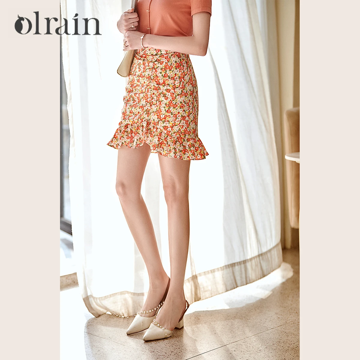 OLrain женская мини-юбка с цветочными рюшами, элегантная женская летняя шифоновая юбка с высокой талией и принтом 2022, женская одежда O21XB39685
OLrain женская мини-юбка с цветочными рюшами, элегантная женская летняя шифоновая юбка с высокой талией и принтом 2022, женская одежда O21XB39685