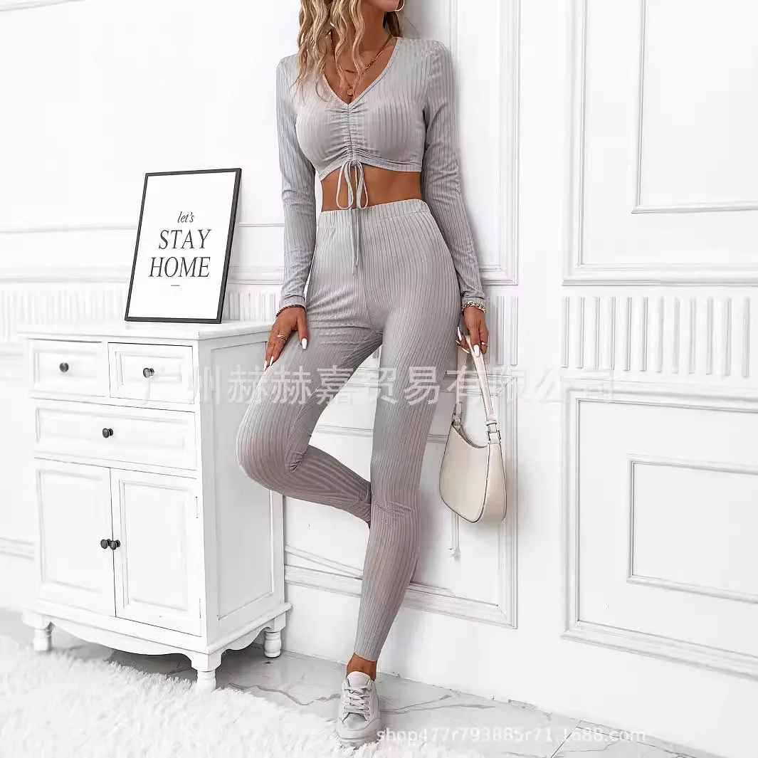 Women's New Fall Fashion Solid Color Knitting Navel Exposed Sweet Cool Crew-neck Top + Drawstring Elasticated Wide-leg Pants
Women's New Fall Fashion Solid Color Knitting Navel Exposed Sweet Cool Crew-neck Top + Drawstring Elasticated Wide-leg Pants
