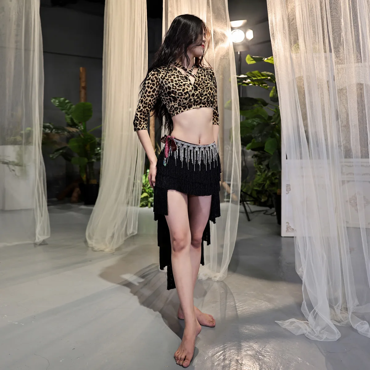 Belly Dance Latina Practice Costume Sexy Crypto Tassel Skirt bellydance butterfly wings indian clothes women
Belly Dance Latina Practice Costume Sexy Crypto Tassel Skirt bellydance butterfly wings indian clothes women