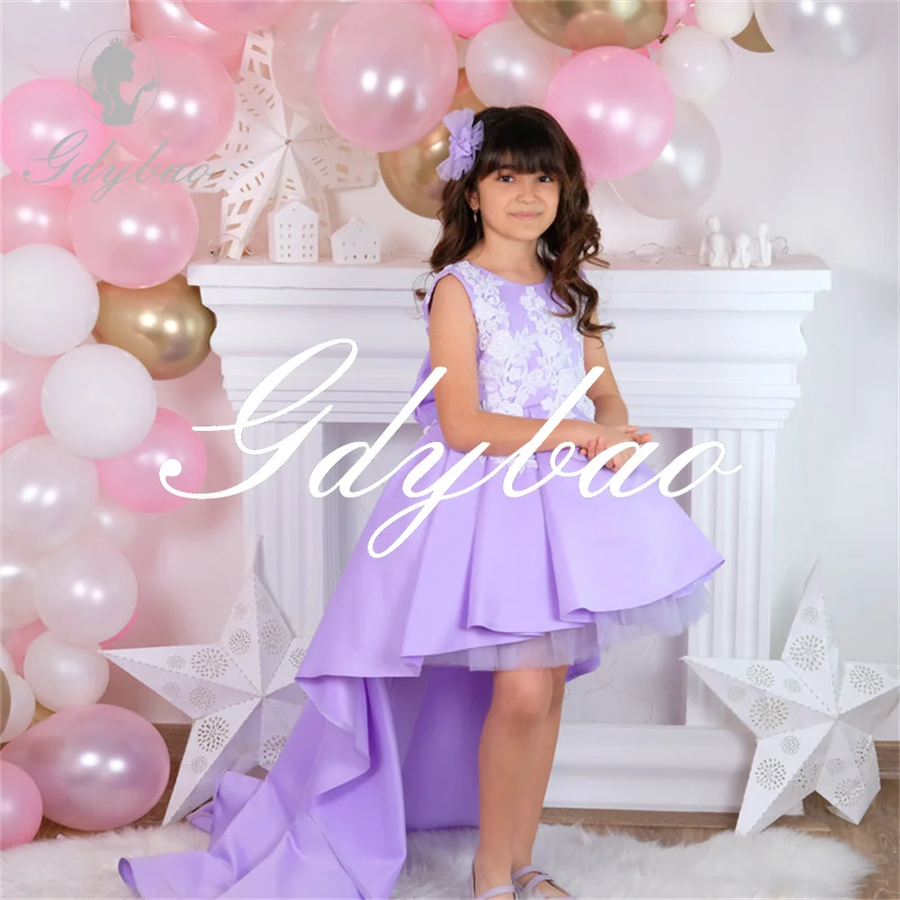 Classic Sweep Train Formal Applique Flower Girl Dress Knee Length Formal Elegant Princess First Communion Gown Customized 2025
Classic Sweep Train Formal Applique Flower Girl Dress Knee Length Formal Elegant Princess First Communion Gown Customized 2025
