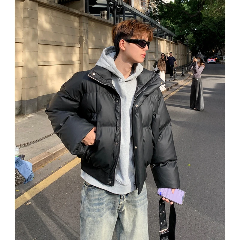 Bla ort Thiened Winter down Cotton Jaet Men's PU Leather Waterproof Warm Coat American Sle Youth Faion Outerwear
Bla ort Thiened Winter down Cotton Jaet Men's PU Leather Waterproof Warm Coat American Sle Youth Faion Outerwear