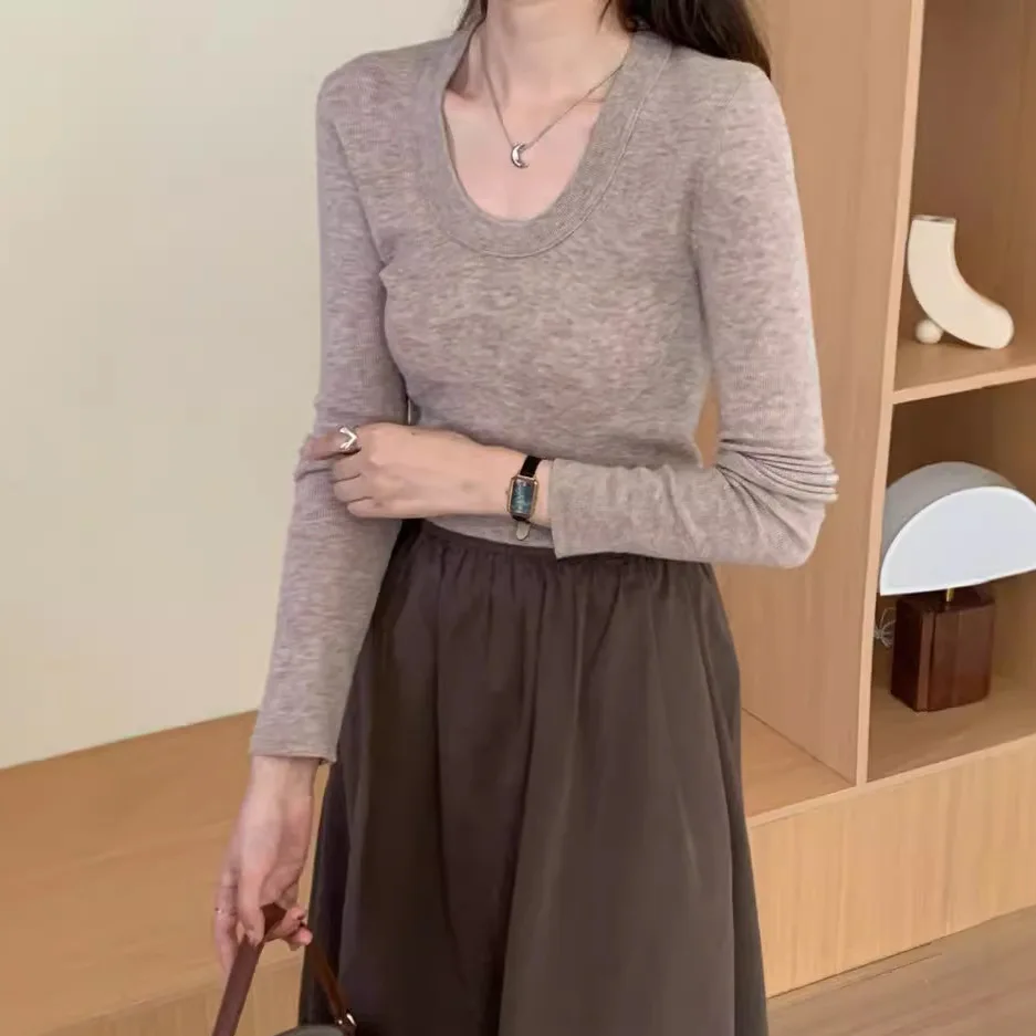 100% 48 count wool U-neck Ultra-fine Merino Wool Shirt for Women's Slim and Thin Bottoming Shirt for Women's Autumn and Winter
100% 48 count wool U-neck Ultra-fine Merino Wool Shirt for Women's Slim and Thin Bottoming Shirt for Women's Autumn and Winter