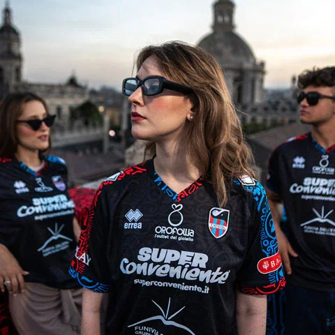2025 Summer New Trend Retro Catania Two-passenger Jersey Fast-drying Football T-shirt Motorcycle Comfortable Sweat-absorbing Top
2025 Summer New Trend Retro Catania Two-passenger Jersey Fast-drying Football T-shirt Motorcycle Comfortable Sweat-absorbing Top
